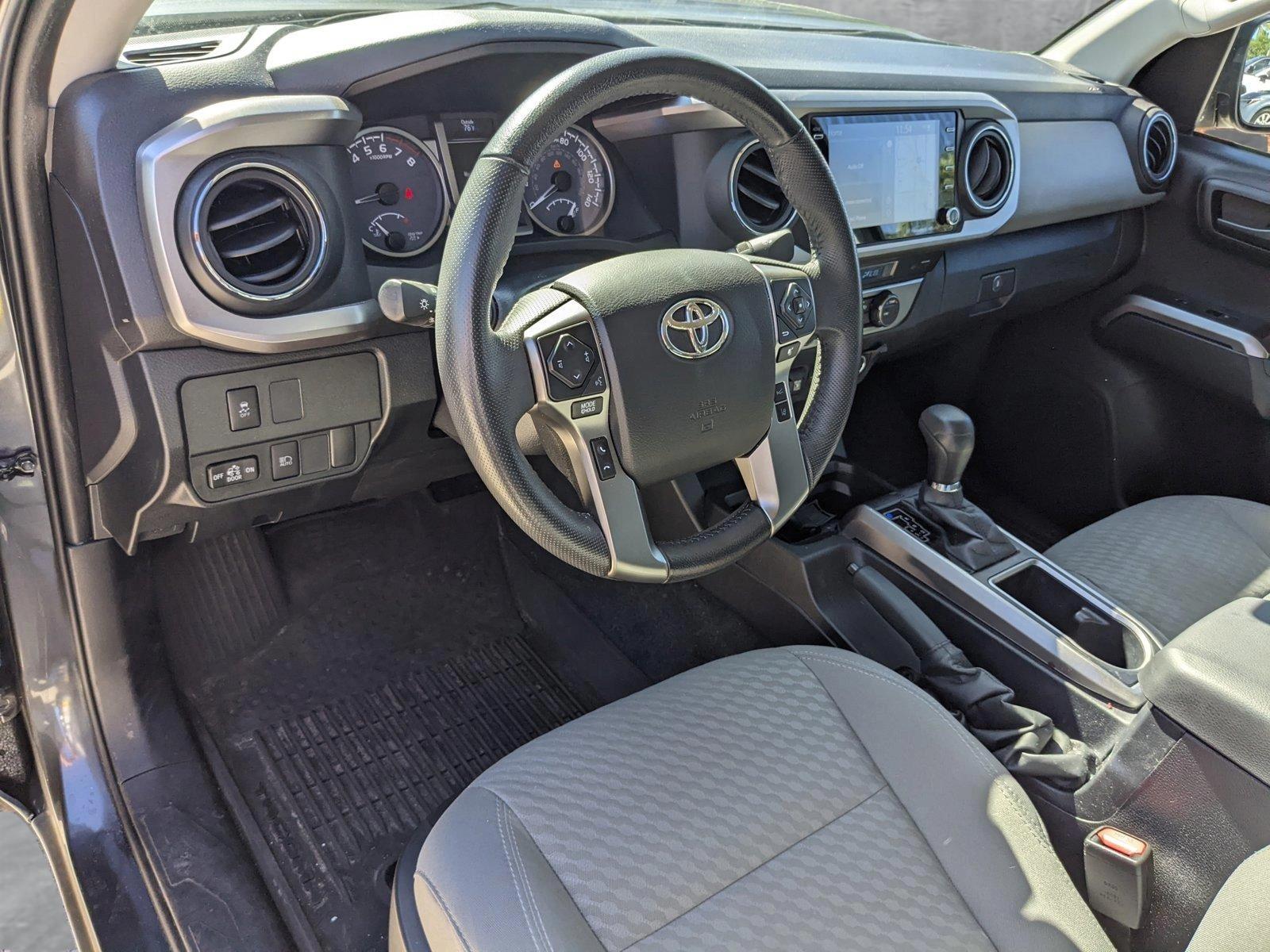 2022 Toyota Tacoma 2WD Vehicle Photo in Davie, FL 33331