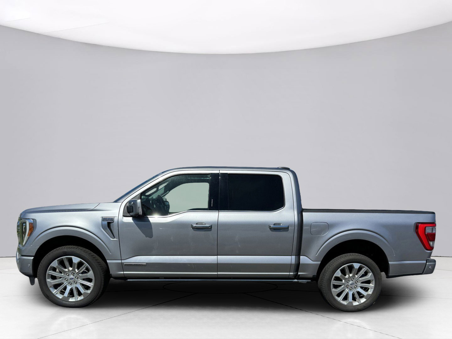 2021 Ford F-150 Vehicle Photo in LEOMINSTER, MA 01453-2952