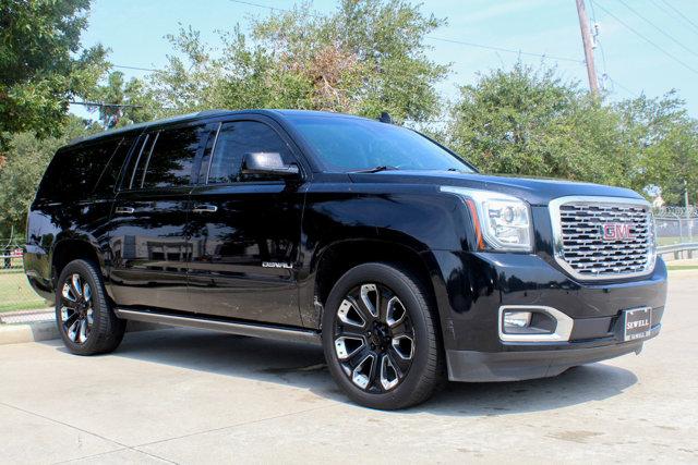 2018 GMC Yukon XL Vehicle Photo in HOUSTON, TX 77090