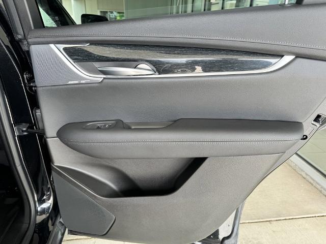 2021 Cadillac XT5 Vehicle Photo in MANHATTAN, KS 66502-5036