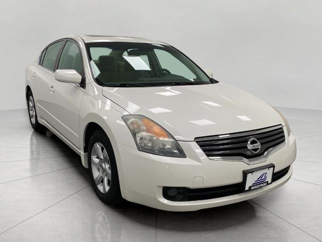 2009 Nissan Altima Vehicle Photo in Appleton, WI 54913