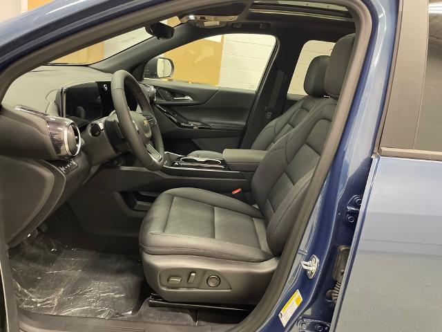 2025 Chevrolet Equinox Vehicle Photo in ROGERS, MN 55374-9422