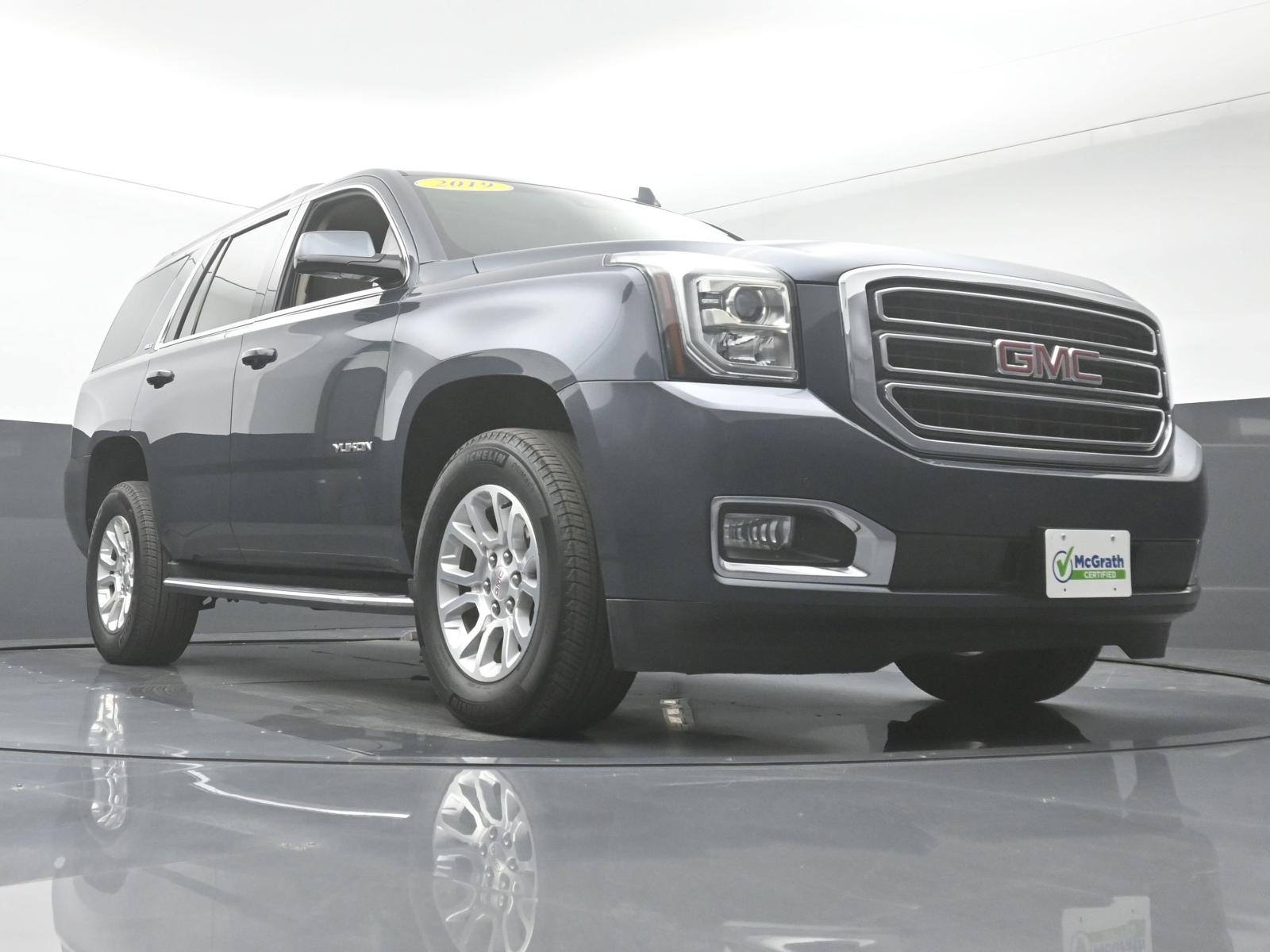 2019 GMC Yukon Vehicle Photo in Cedar Rapids, IA 52402