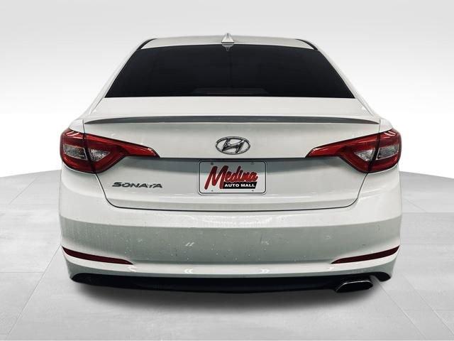 2016 Hyundai Sonata Vehicle Photo in MEDINA, OH 44256-9631