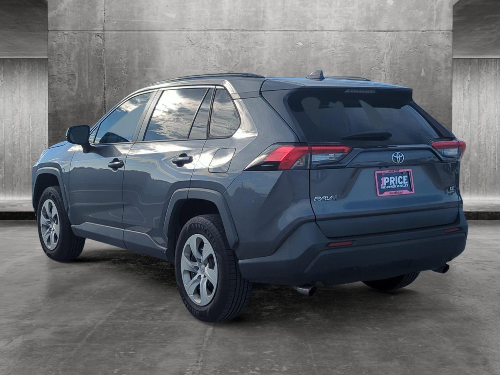 2021 Toyota RAV4 Vehicle Photo in Ft. Myers, FL 33907