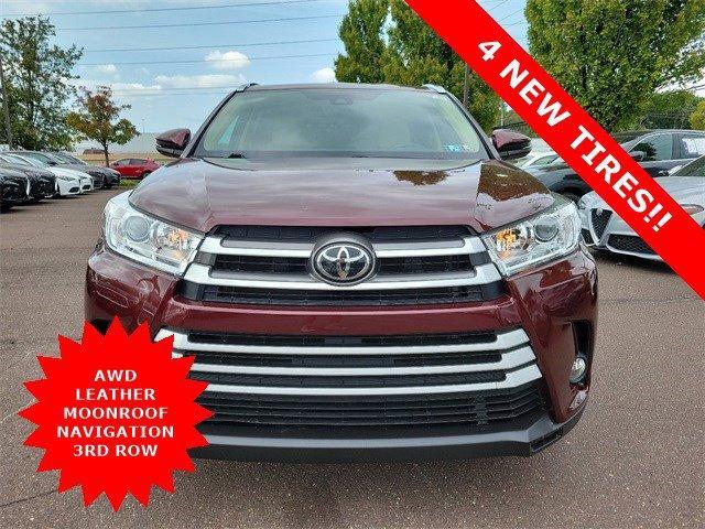 2019 Toyota Highlander Vehicle Photo in Willow Grove, PA 19090