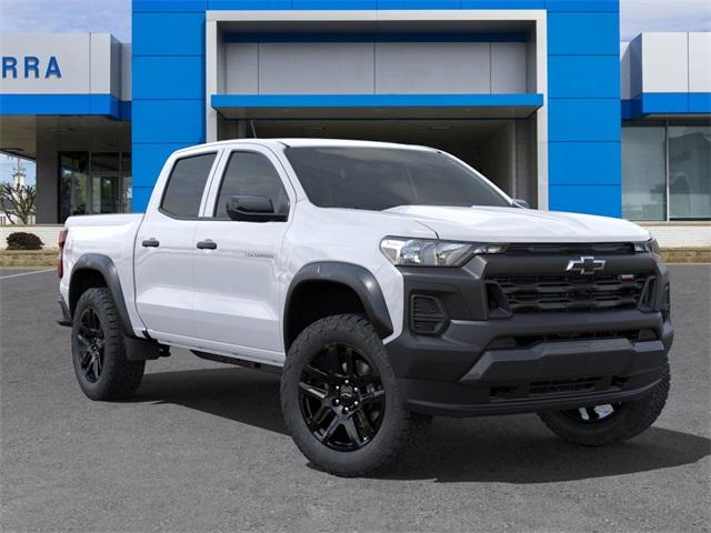 2024 Chevrolet Colorado Vehicle Photo in GRAND BLANC, MI 48439-8139