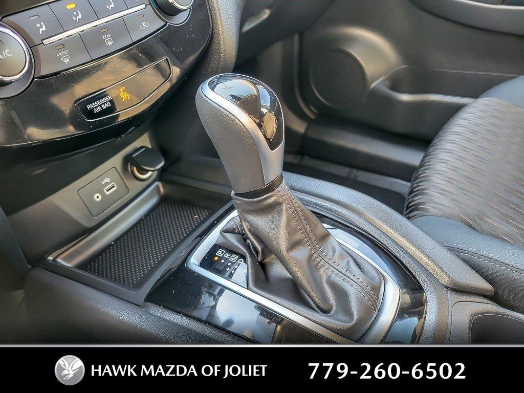 2019 Nissan Rogue Vehicle Photo in Saint Charles, IL 60174