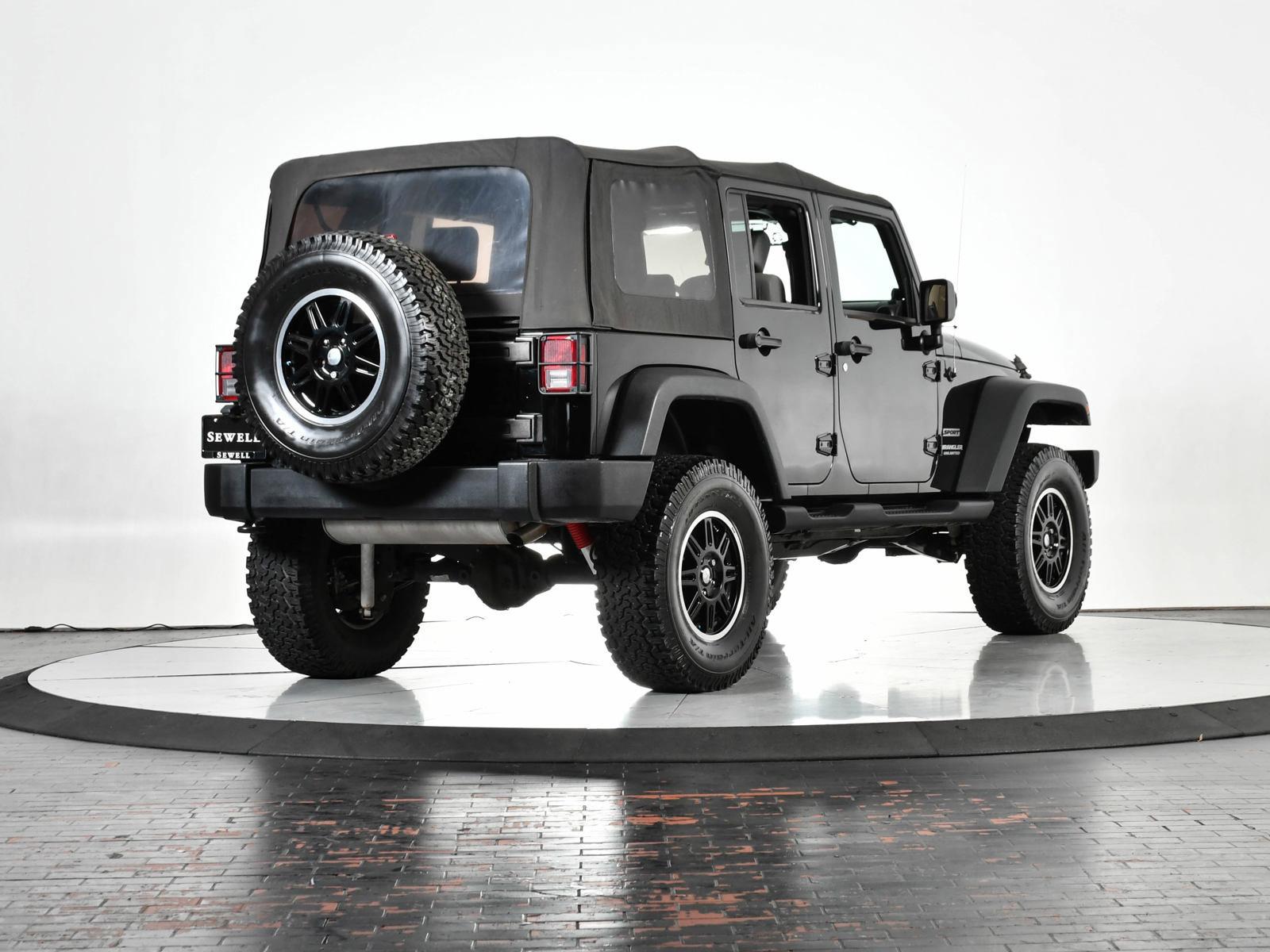 2010 Jeep Wrangler Unlimited Vehicle Photo in DALLAS, TX 75235