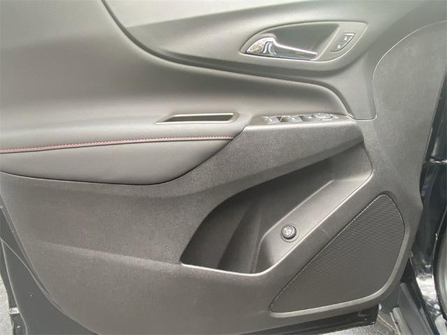 2024 Chevrolet Equinox Vehicle Photo in MARION, NC 28752-6372