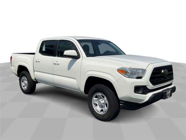 Used 2018 Toyota Tacoma SR with VIN 5TFAX5GN8JX106882 for sale in Newport News, VA