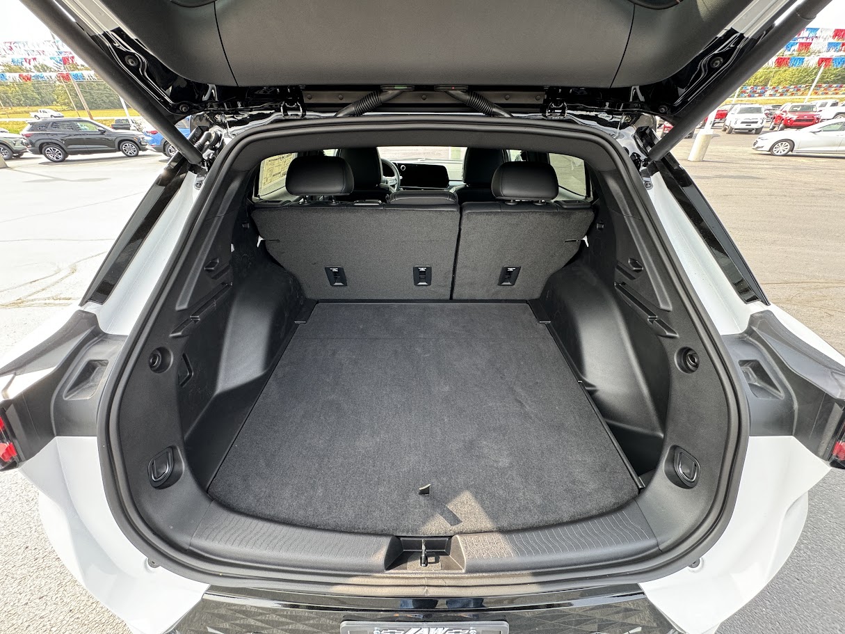 2024 Chevrolet Equinox EV Vehicle Photo in BOONVILLE, IN 47601-9633