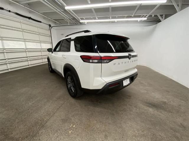 2022 Nissan Pathfinder Vehicle Photo in PORTLAND, OR 97225-3518