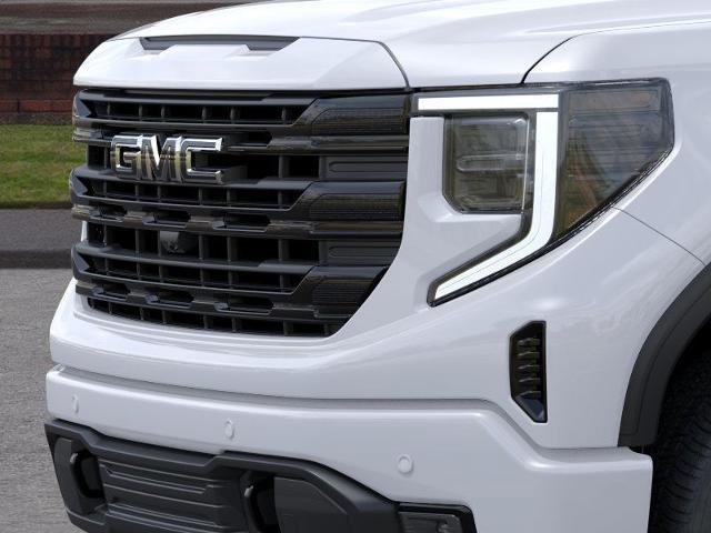 2025 GMC Sierra 1500 Vehicle Photo in PORTLAND, OR 97225-3518