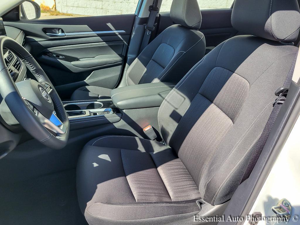 2023 Nissan Altima Vehicle Photo in Saint Charles, IL 60174