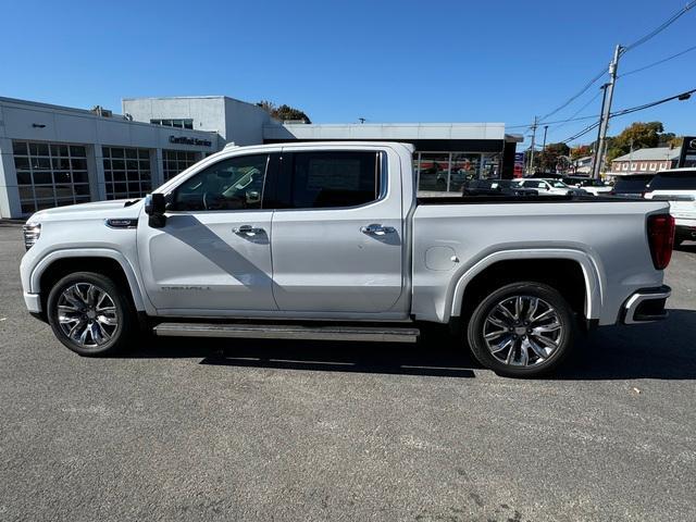 2025 GMC Sierra 1500 Vehicle Photo in LOWELL, MA 01852-4336