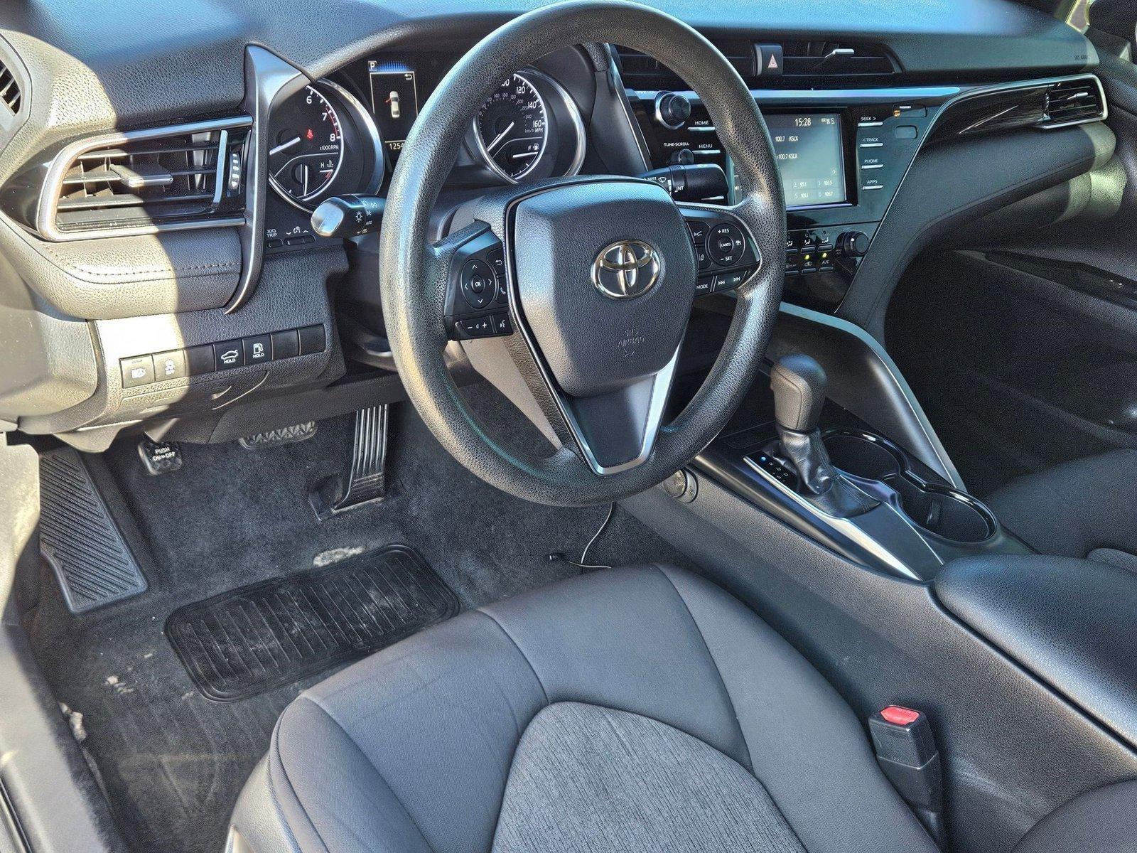 2019 Toyota Camry Vehicle Photo in PEORIA, AZ 85382-3715