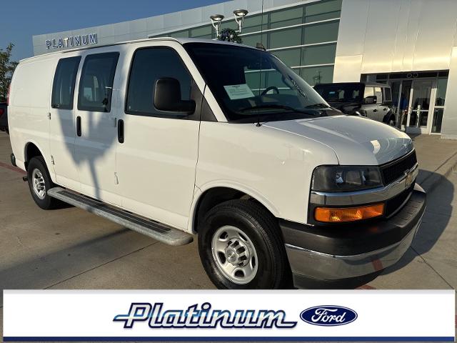 2022 Chevrolet Express Cargo Van Vehicle Photo in Terrell, TX 75160