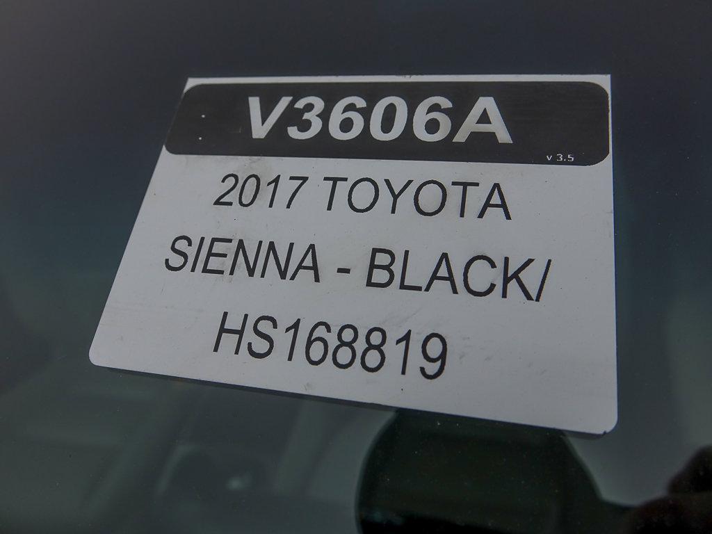 2017 Toyota Sienna Vehicle Photo in Saint Charles, IL 60174