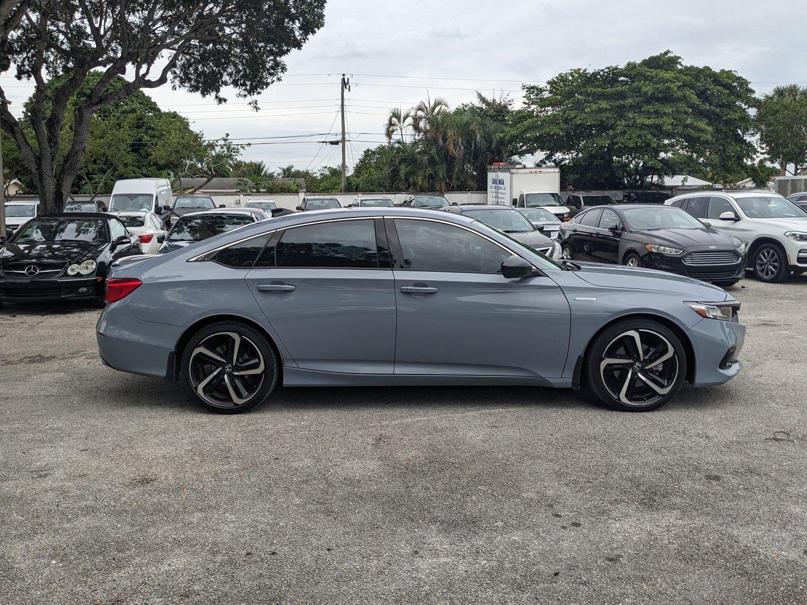 2022 Honda Accord Hybrid Vehicle Photo in GREENACRES, FL 33463-3207