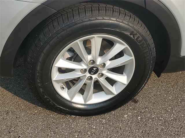 2020 Kia Sorento Vehicle Photo in GRAND BLANC, MI 48439-8139