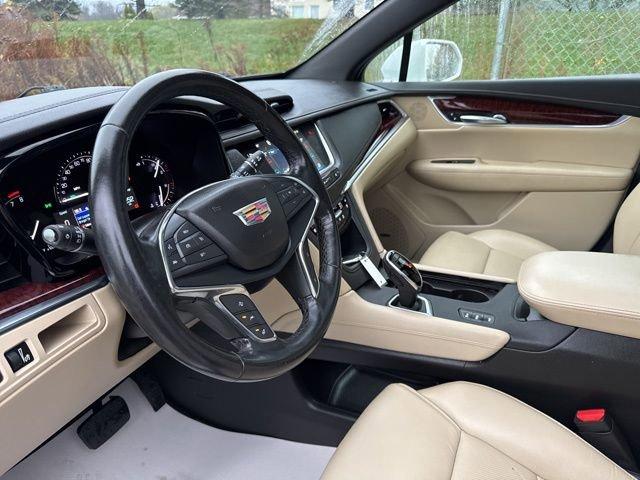 2019 Cadillac XT5 Vehicle Photo in MEDINA, OH 44256-9631