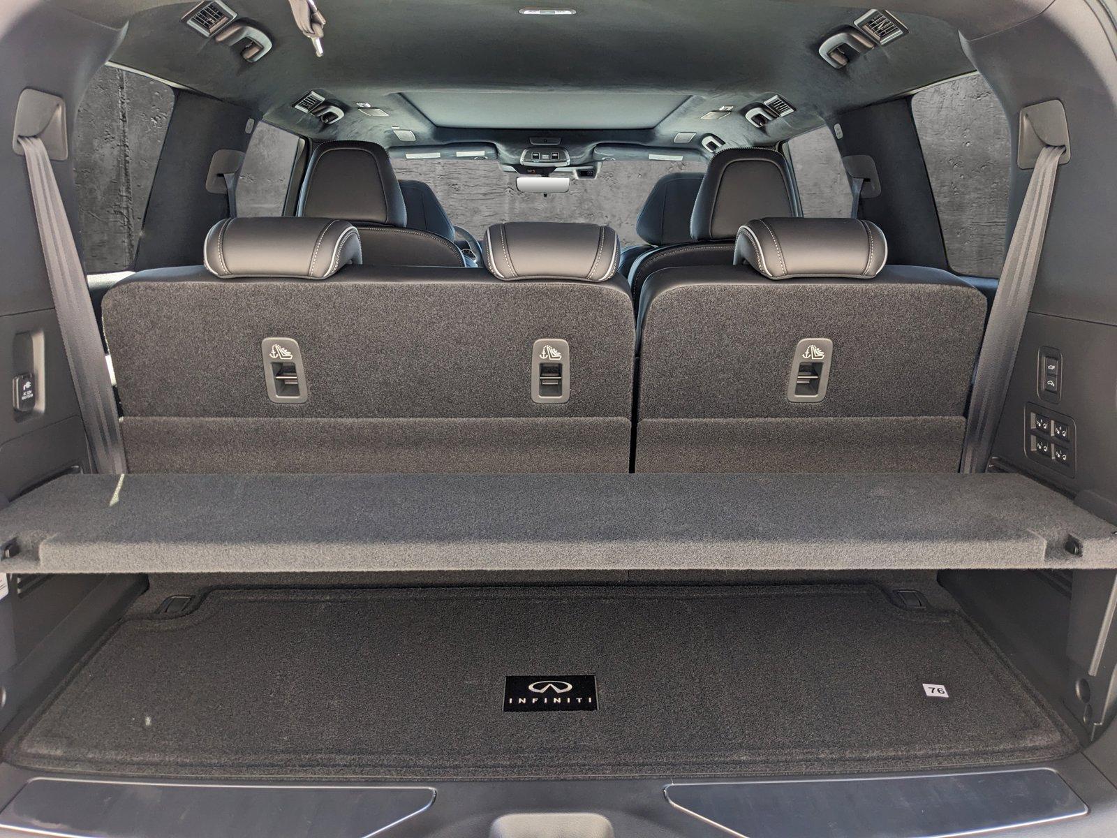 2025 INFINITI QX80 Vehicle Photo in Tustin, CA 92782