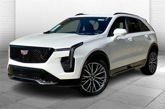 2024 Cadillac XT4 Vehicle Photo in KANSAS CITY, MO 64114-4545