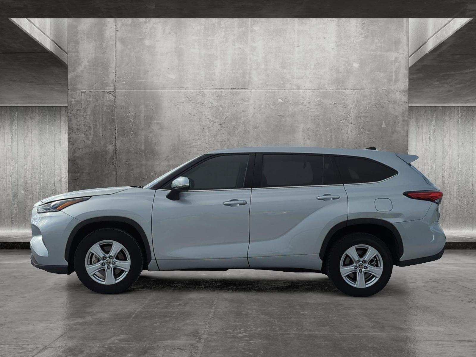 2022 Toyota Highlander Vehicle Photo in Ft. Myers, FL 33907