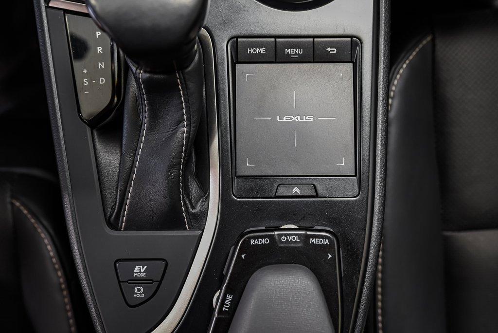 2022 Lexus UX Vehicle Photo in AKRON, OH 44320-4088