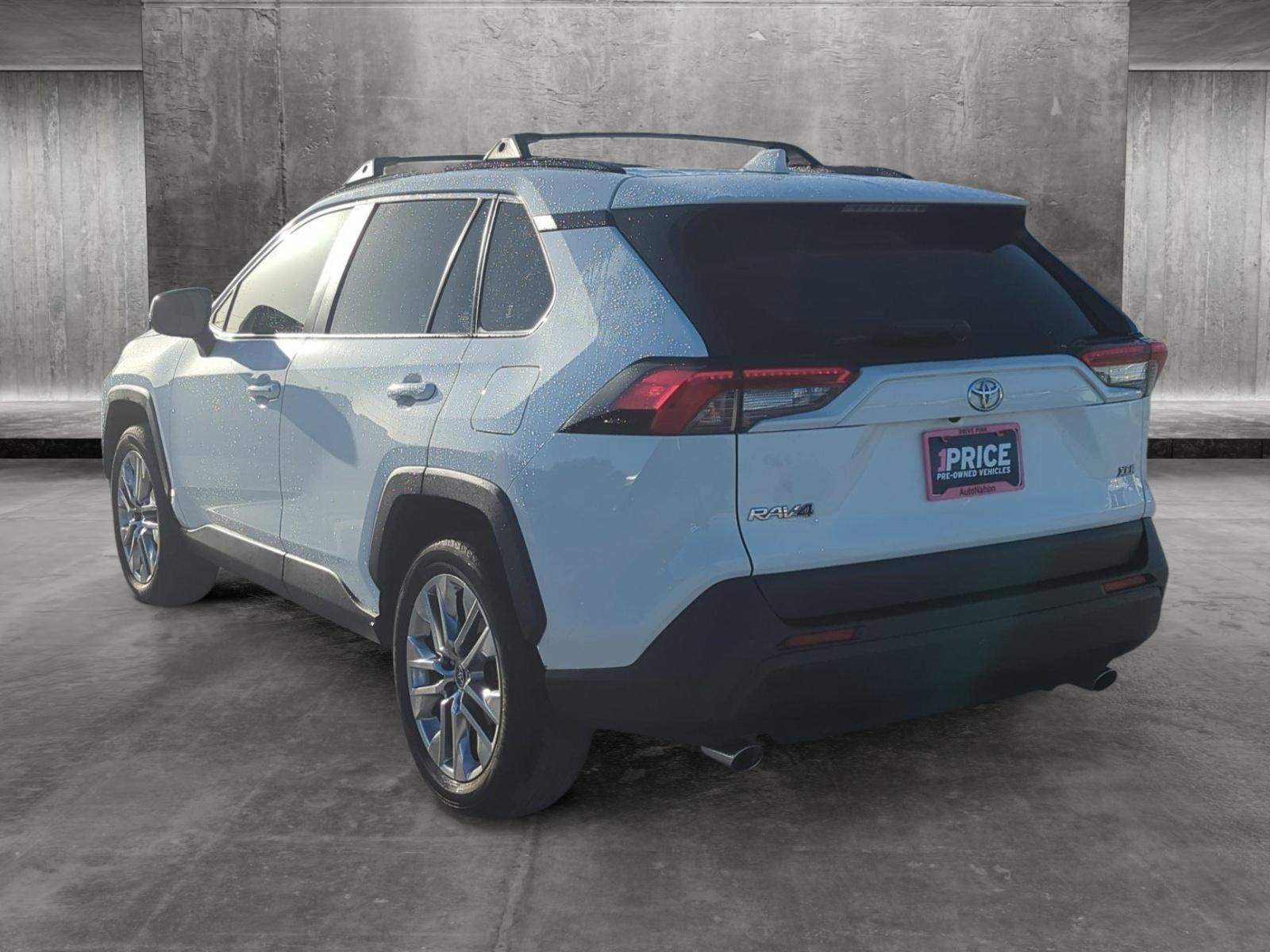 2020 Toyota RAV4 Vehicle Photo in Ft. Myers, FL 33907