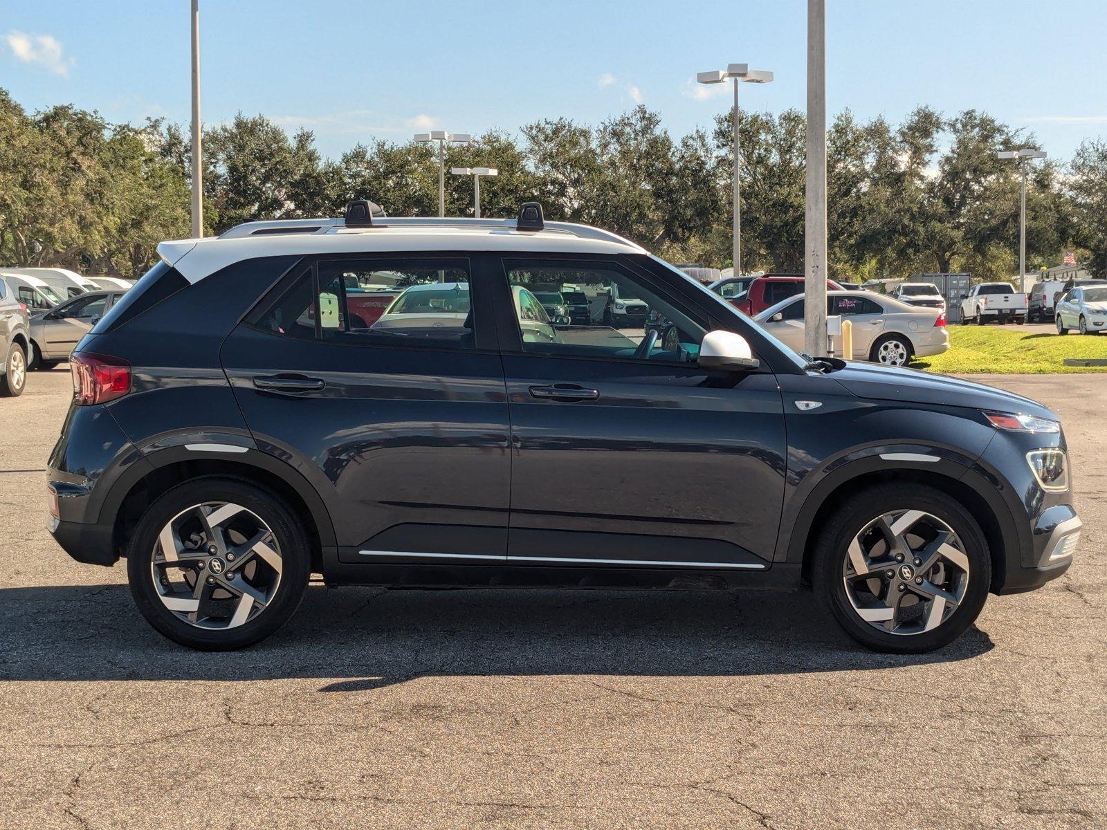 2021 Hyundai VENUE Vehicle Photo in St. Petersburg, FL 33713