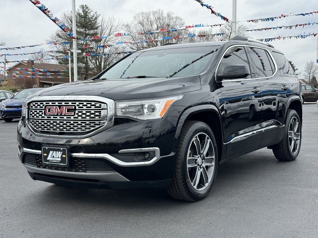 2018 GMC Acadia Vehicle Photo in BOONVILLE, IN 47601-9633