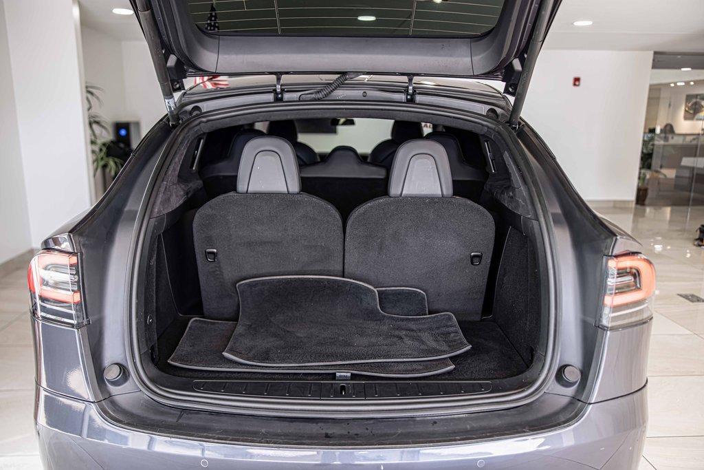 2021 Tesla Model X Vehicle Photo in Saint Charles, IL 60174