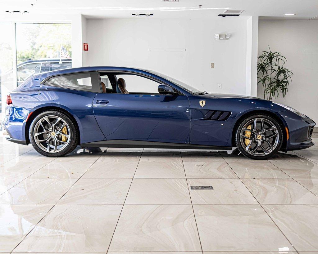 2019 Ferrari GTC4Lusso Vehicle Photo in Saint Charles, IL 60174