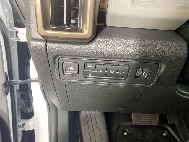 2025 GMC HUMMER EV SUV Vehicle Photo in ALLIANCE, OH 44601-4622