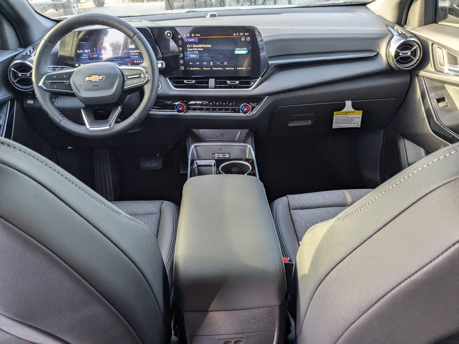 2025 Chevrolet Equinox Vehicle Photo in GREENACRES, FL 33463-3207