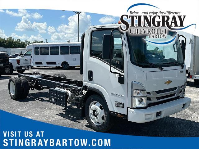 2024 Chevrolet 5500 HD LCF Diesel Vehicle Photo in BARTOW, FL 33830-4397