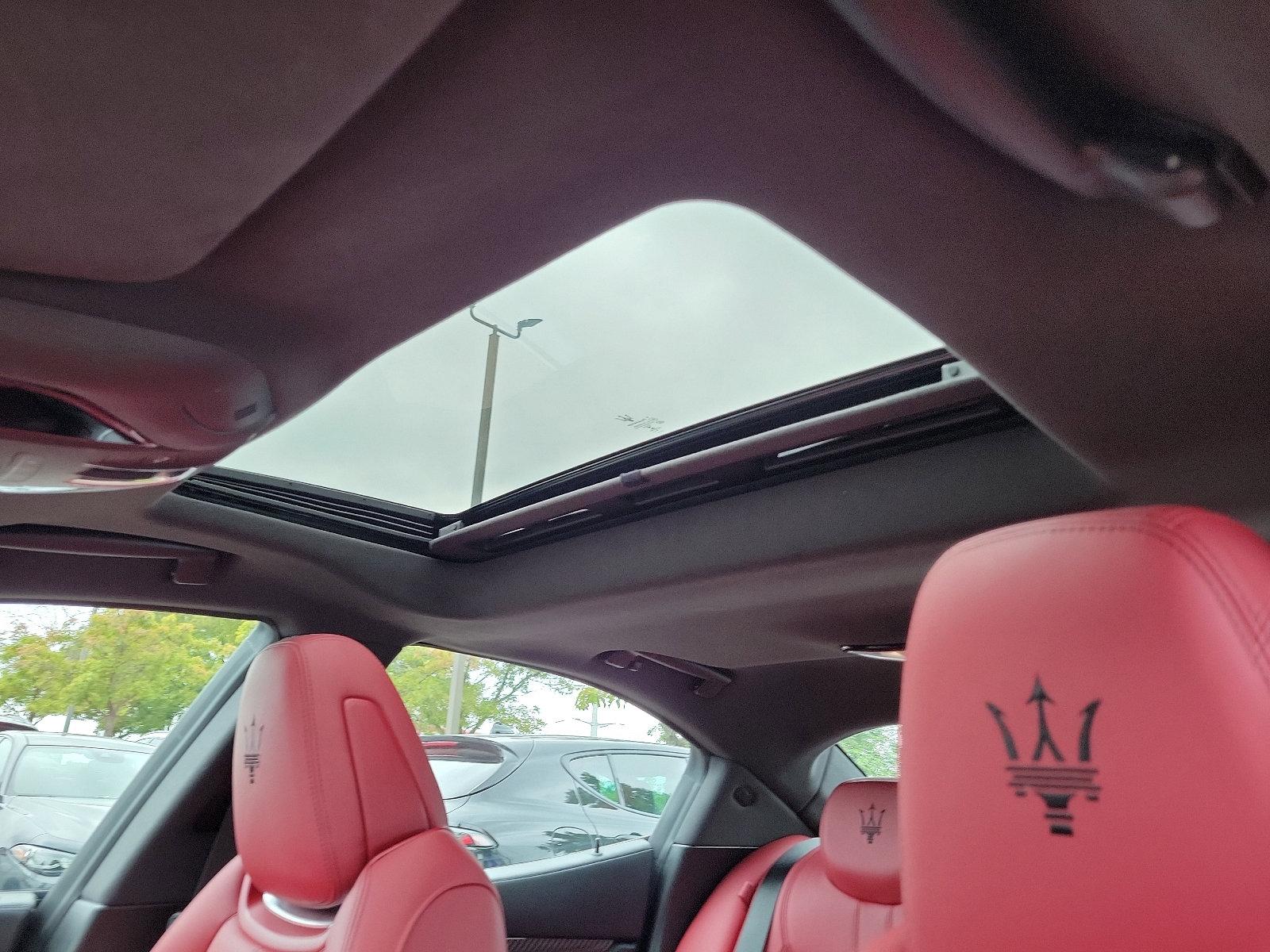 2021 Maserati Ghibli Vehicle Photo in Willow Grove, PA 19090