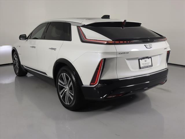 Certified 2024 Cadillac LYRIQ Luxury 2 with VIN 1GYKPRRK8RZ137896 for sale in Houston, TX