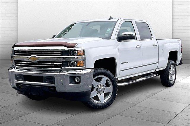 2015 Chevrolet Silverado 2500HD Built After Aug 14 Vehicle Photo in INDEPENDENCE, MO 64055-1314