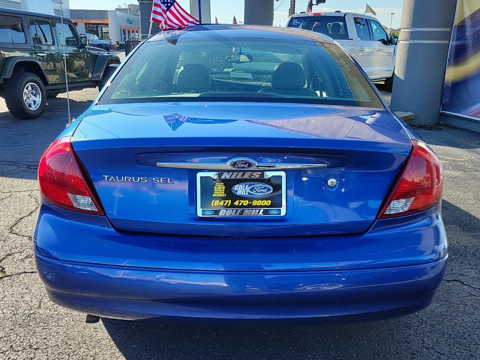 2003 Ford Taurus Vehicle Photo in Saint Charles, IL 60174