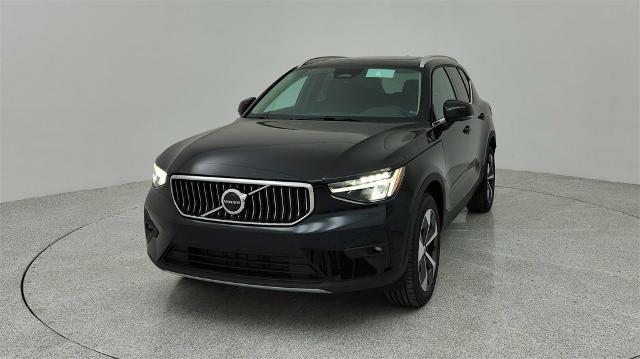 2024 Volvo XC40 Vehicle Photo in Grapevine, TX 76051