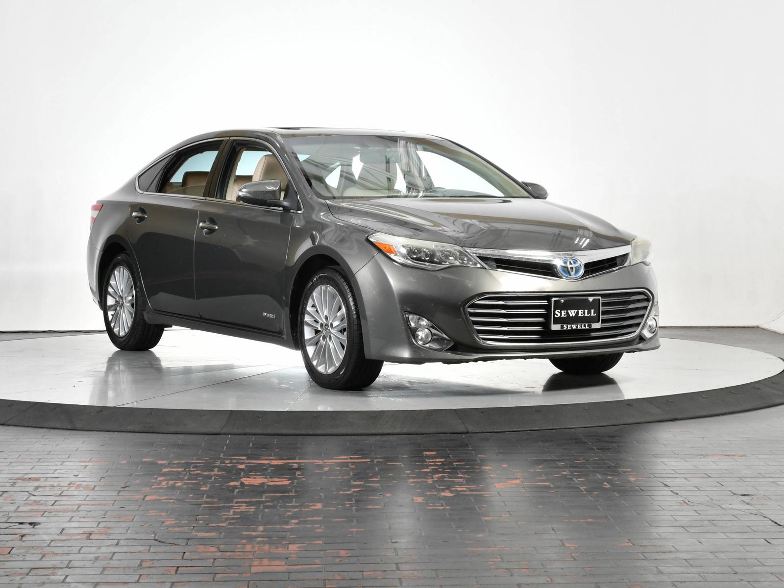 2014 Toyota Avalon Hybrid Vehicle Photo in DALLAS, TX 75235