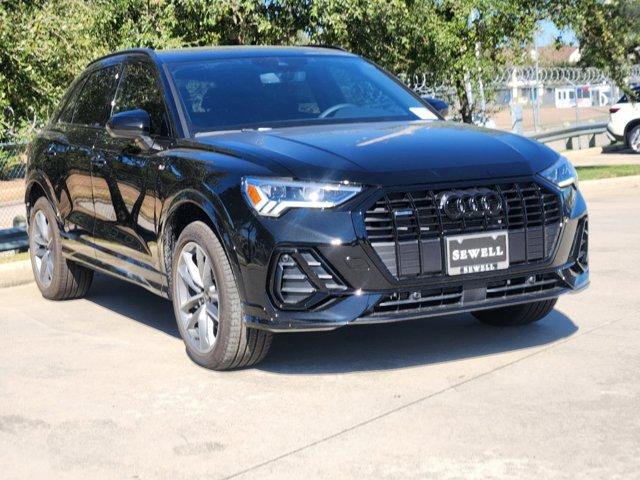 2024 Audi Q3 Vehicle Photo in HOUSTON, TX 77090