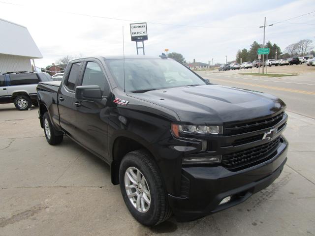 Used 2020 Chevrolet Silverado 1500 RST with VIN 1GCRYEED1LZ362752 for sale in Manistique, MI