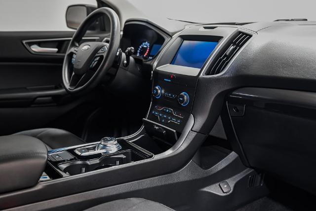 2020 Ford Edge Vehicle Photo in Akron, OH 44312