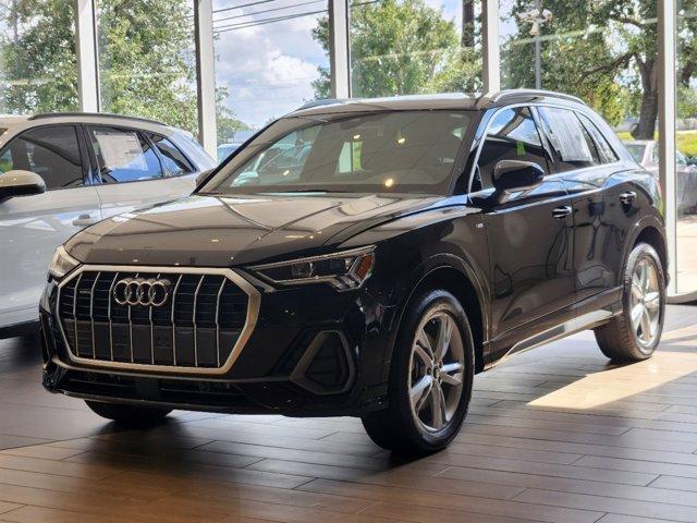 2024 Audi Q3 Vehicle Photo in HOUSTON, TX 77090