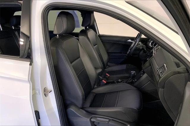 2020 Volkswagen Tiguan Vehicle Photo in Lees Summit, MO 64086