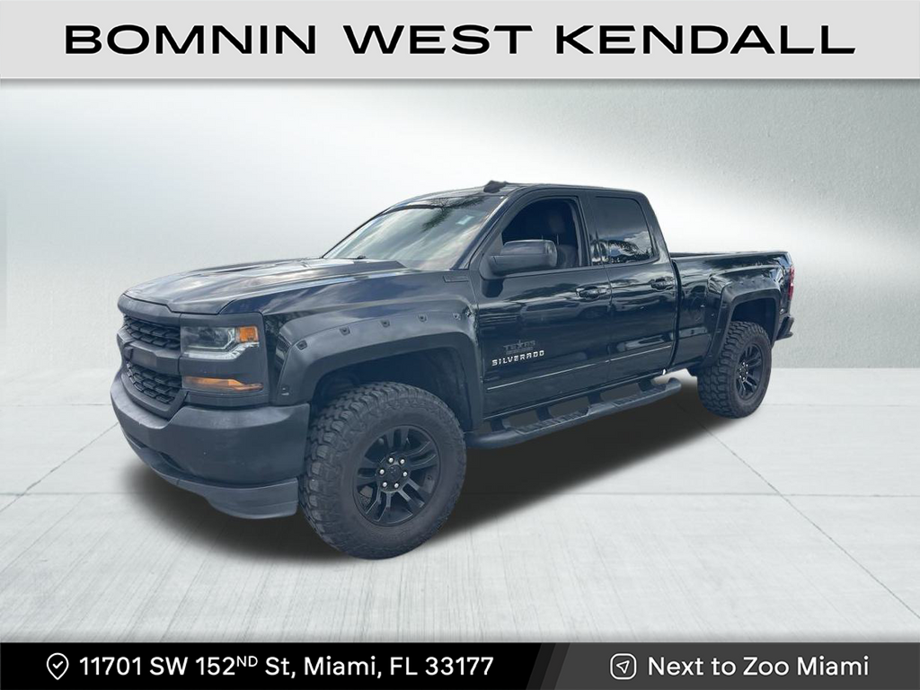 Used 2019 Chevrolet Silverado 1500 LD LT with VIN 2GCRCPEC8K1152366 for sale in Miami, FL